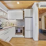 Kasekuma House With Comforts Well Located *