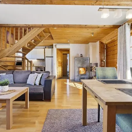 Kasekuma House With Comforts Well Located *
