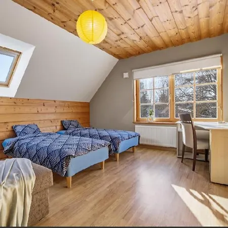 Semesterbostad Kasekuma House With Comforts Well Located