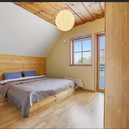 Kasekuma House With Comforts Well Located